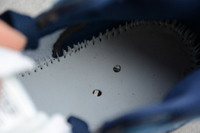 AIR JORDAN 1 MID GS 555088-140