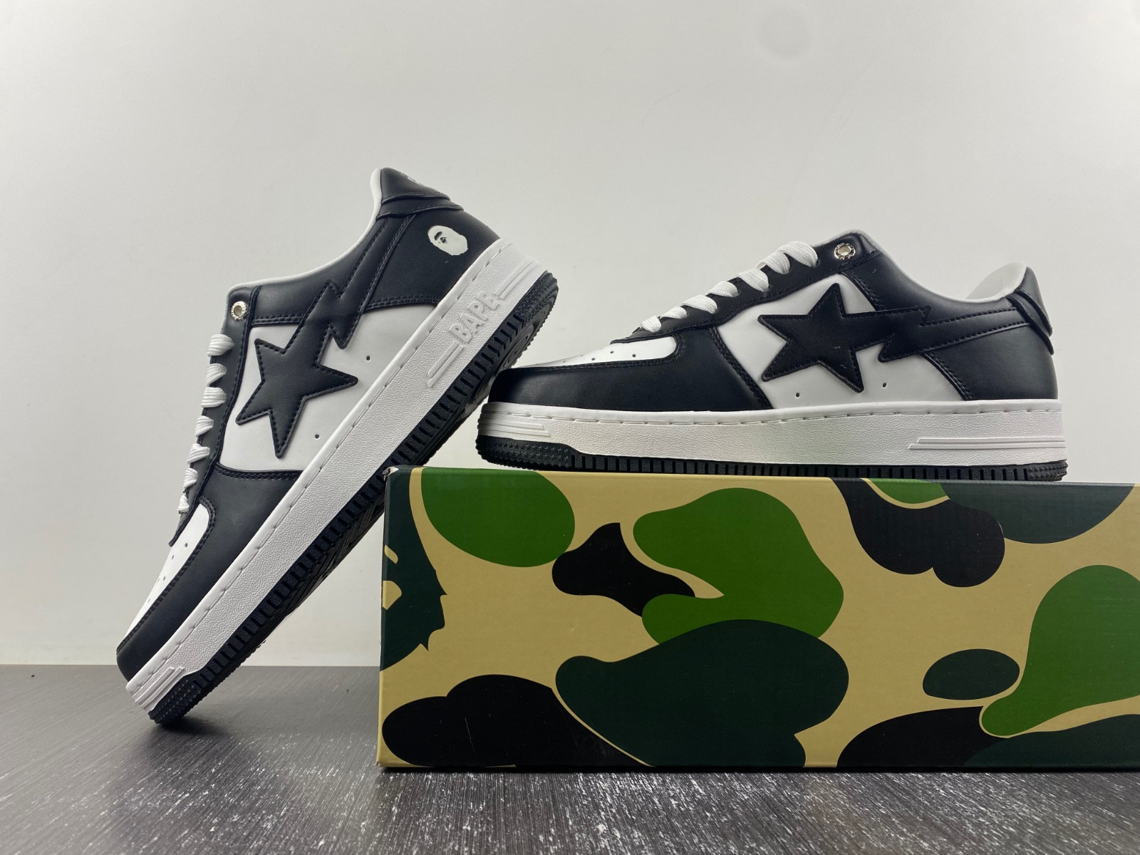 BAPE SNEAKERS