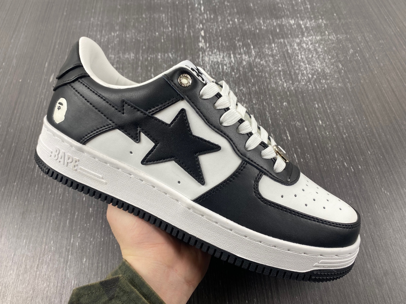 BAPE SNEAKERS