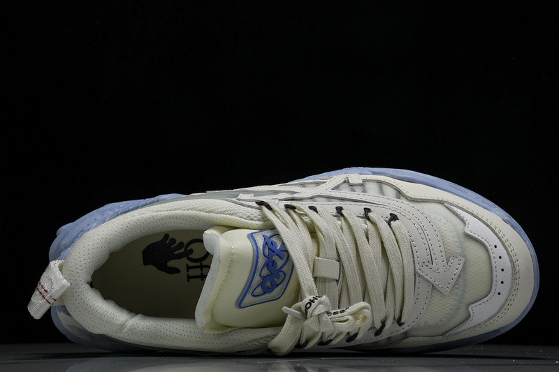 OW C/O ODSY-1000 SPORTS SHOES