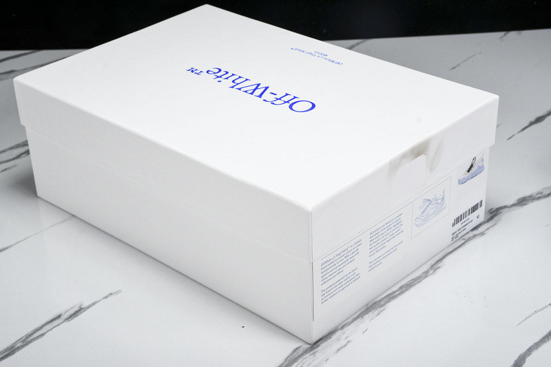 OW C/O ODSY-1000 SPORTS SHOES