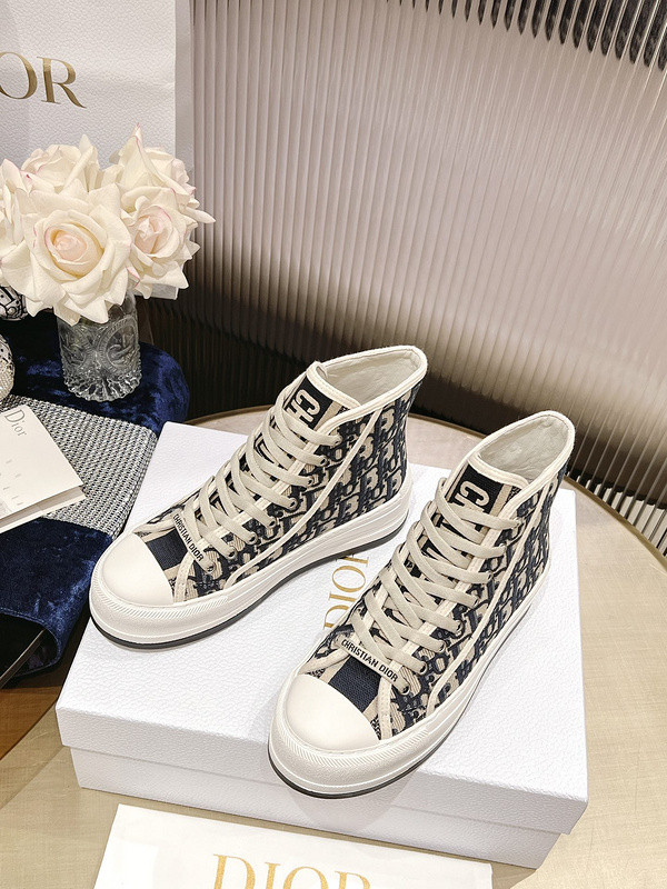 D B23 HIGH-TOP SNEAKERS