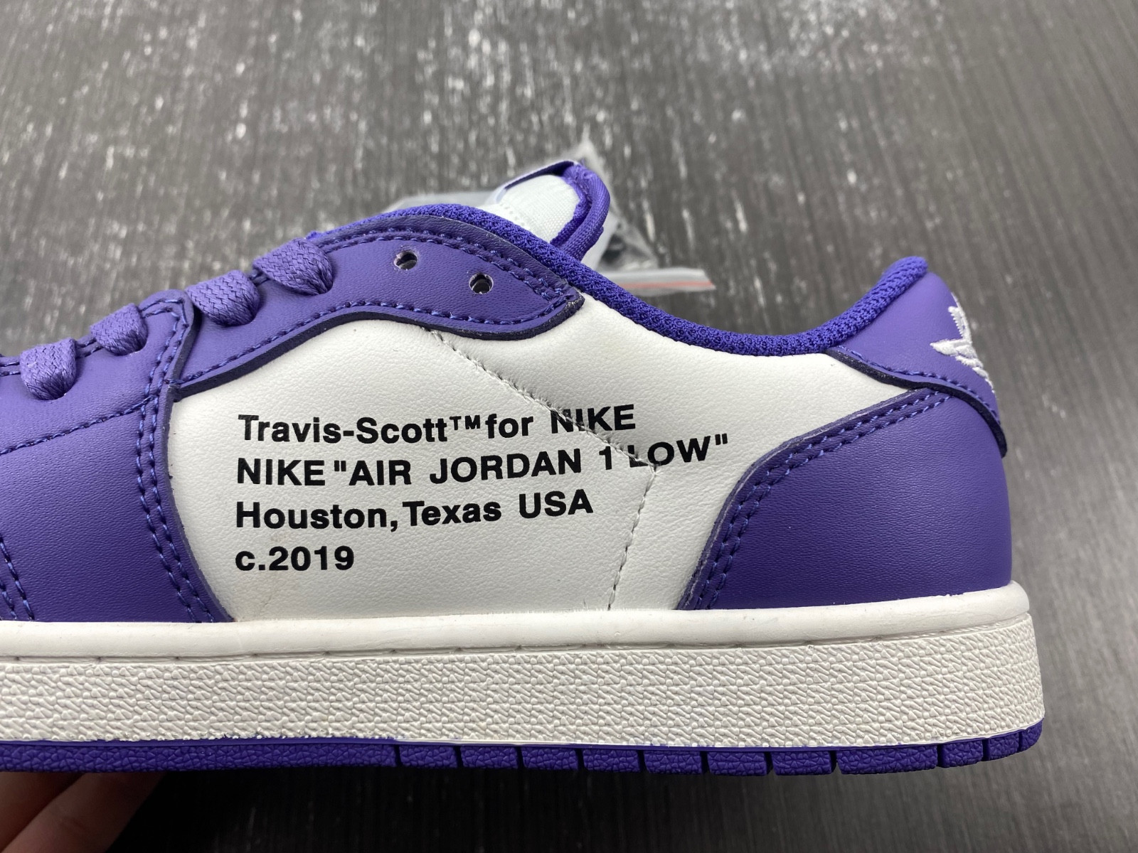 OFF-WHITE x Travis Scott x Air Jordan 1 OW DM7890-386