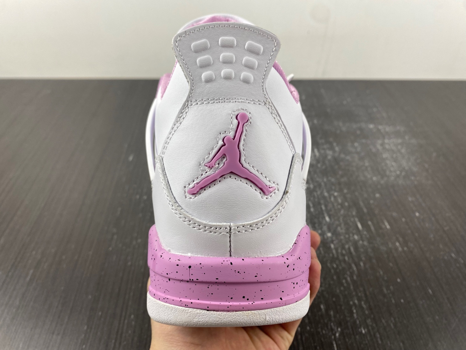 AIR JORDAN 4 WHITE AND PINK CT8527-116