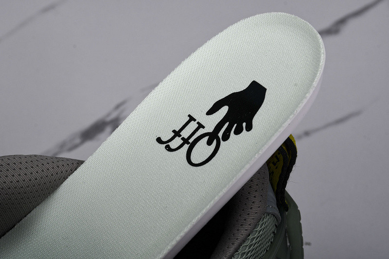 OW C/O ODSY-1000 SPORTS SHOES