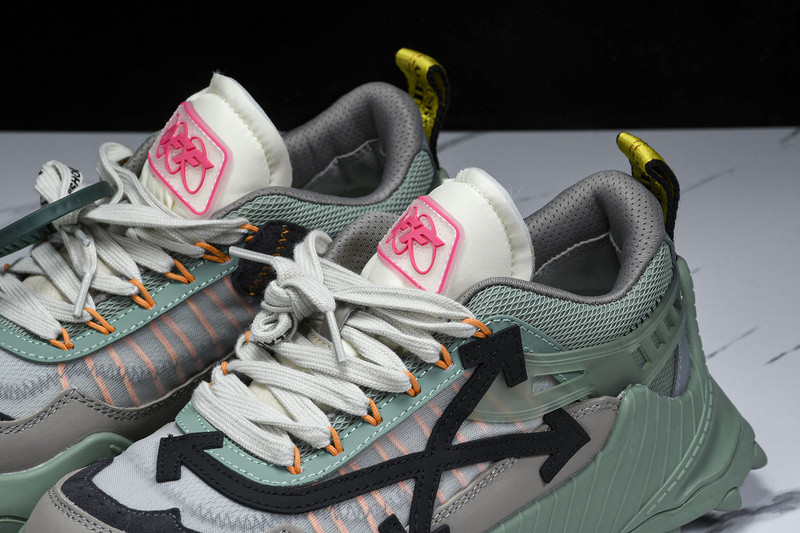 OW C/O ODSY-1000 SPORTS SHOES